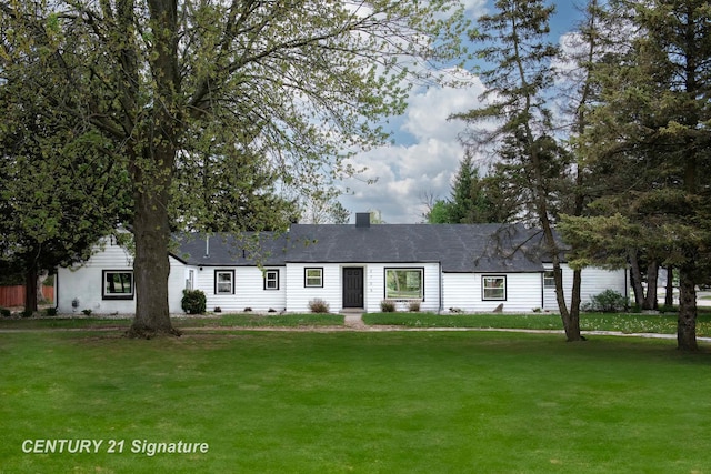 2705 Mccarty Rd, Saginaw, MI 48603 - photo 1