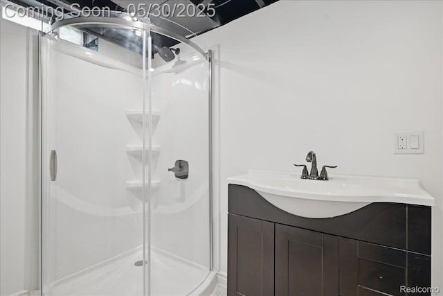 4412 Cooper Ave, Royal Oak, MI 48073 - full bathroom featuring a stall shower and vanity
