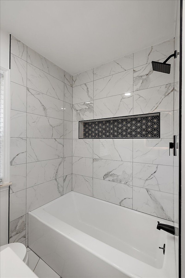 1437 Pearson St, Ferndale, MI 48220 - full bathroom with toilet and shower / tub combination