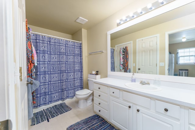 760 Olde English Cir, Howell, MI 48855 - full bathroom with toilet, vanity, and a shower with shower curtain