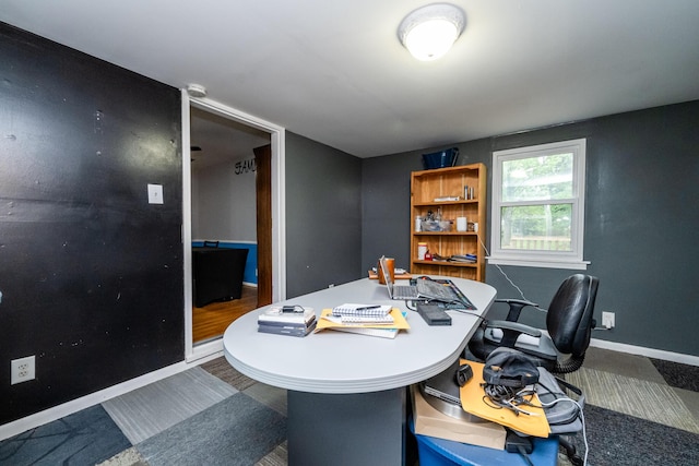 1402 Niles Buchanan Rd, Niles, MI 49120 - office space featuring baseboards