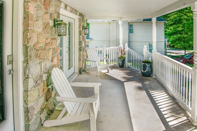 404 Michigan Ave, Frankfort, MI 49635