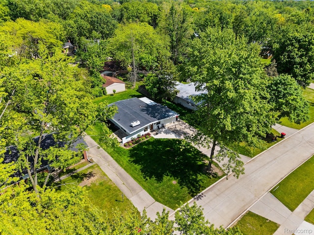 29748 Chelmsford Rd, Southfield, MI 48076 - drone / aerial view