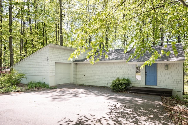 4054 S Scenic View Dr, Suttons Bay, MI 49682