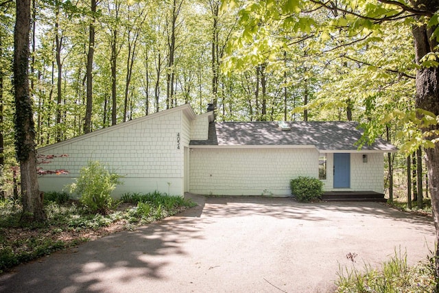 4054 S Scenic View Dr, Suttons Bay, MI 49682