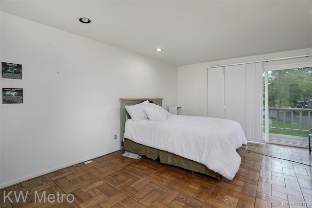 7273 Creeks Bend Ct, West Bloomfield, MI 48322 - bedroom with access to exterior, baseboards, and recessed lighting