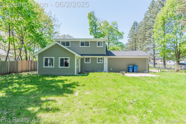 2750 Lansdowne Rd, Waterford, MI 48329 - view of back of house