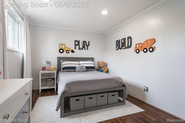1395 Aline Dr, Grosse Pointe Woods, MI 48236 - bedroom with dark wood-style flooring, crown molding, and recessed lighting