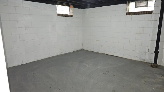 15465 Murray Hl, Detroit, MI 48227 - view of below grade area