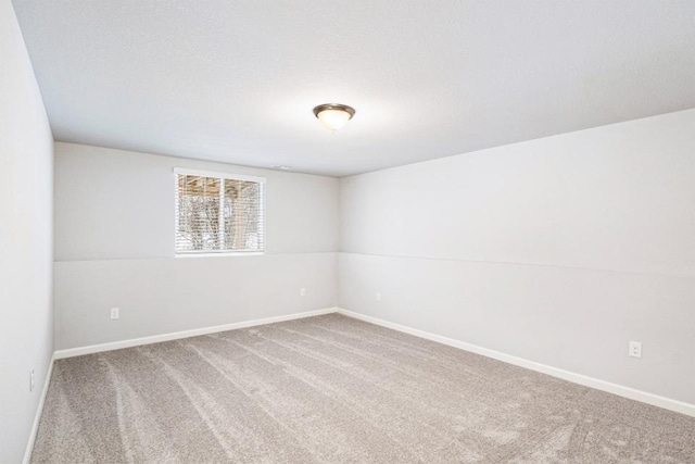 637 Manorwood Cir, Benton Harbor, MI 49022 - carpeted empty room featuring baseboards