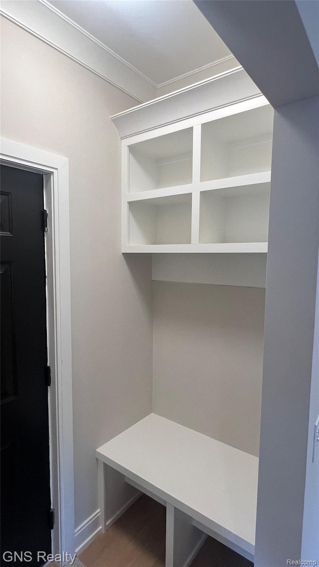 206 E Windemere Ave, Royal Oak, MI 48073 - mudroom featuring baseboards