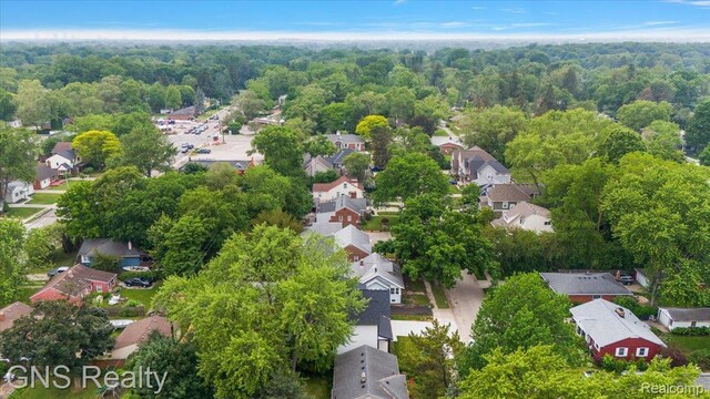 206 E Windemere Ave, Royal Oak, MI 48073 - aerial perspective of suburban area with a heavily wooded area