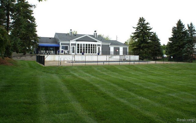 966 Bloomfield Village Blvd, Auburn Hills, MI 48326 - view of rear view of property