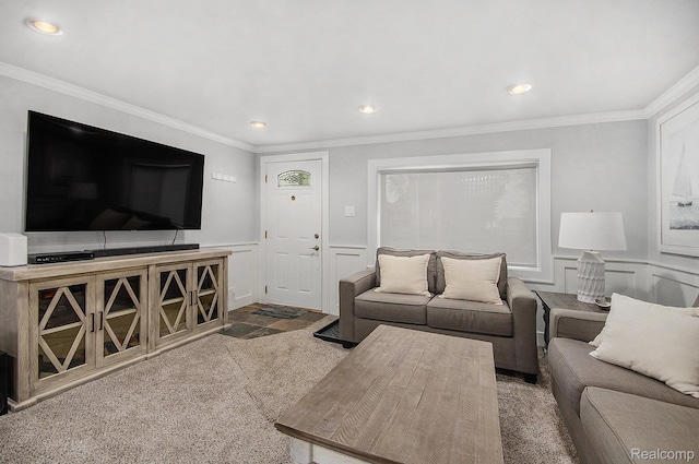35274 Lake Dr, Brownstown, MI 48173 - living area featuring ornamental molding, a wainscoted wall, recessed lighting, and a decorative wall