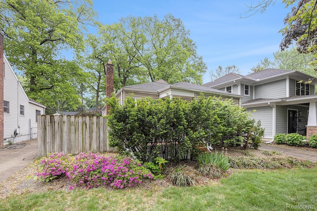 306 N Vermont Ave, Royal Oak, MI 48067 - view of side of property