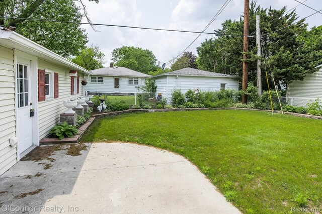 3333 Stone, Port Huron, MI 48060 - view of yard with a patio area