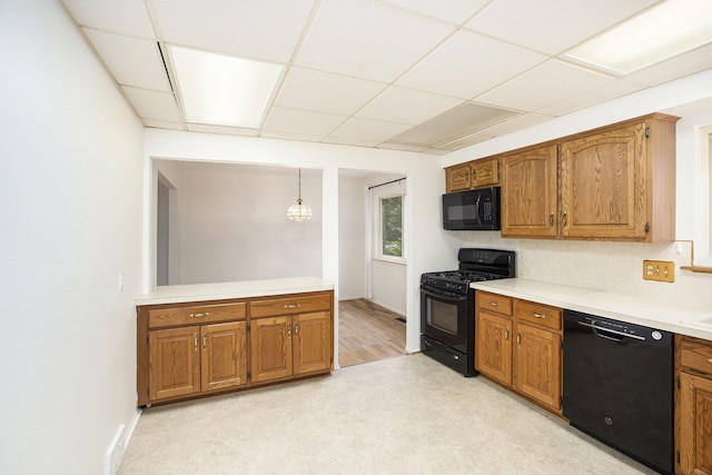 495 Old Creek Ct, Saline, MI 48176