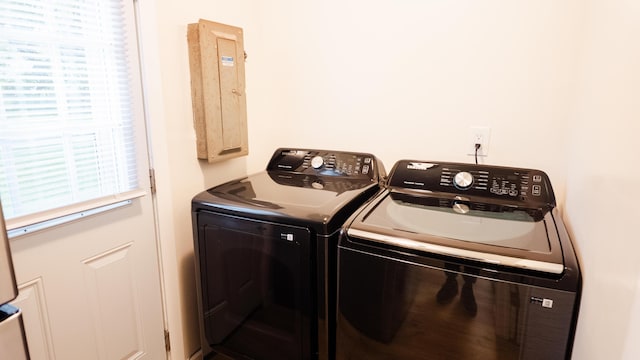 1514 Dean Dr, Albion, MI 49224 - laundry area with washer and clothes dryer