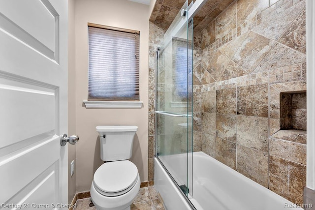 24018 Glen Ridge Ct, Novi, MI 48375 - full bathroom with baseboards, bath / shower combo with glass door, and toilet