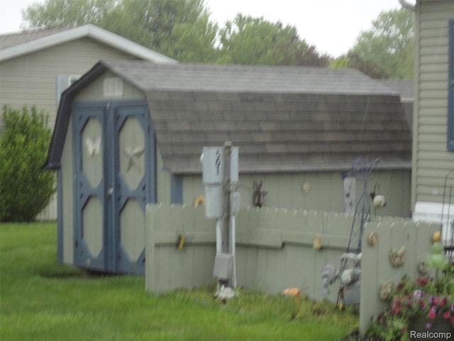 501 Kinloch, Temperance, MI 48182 - view of shed