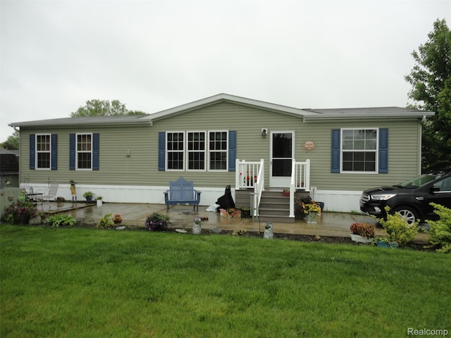 501 Kinloch, Temperance, MI 48182 - manufactured / mobile home with a front lawn