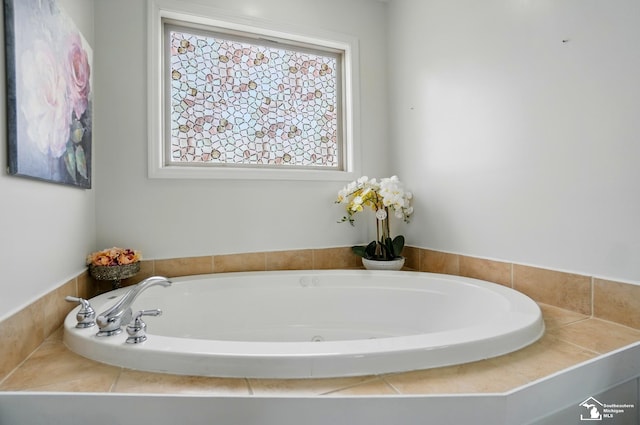 4853 Southpointe Pkwy, Monroe, MI 48161 - bathroom featuring a bath