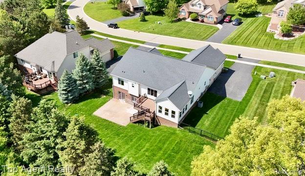 109 Willow Lake Dr, Oxford, MI 48371 - aerial view of residential area