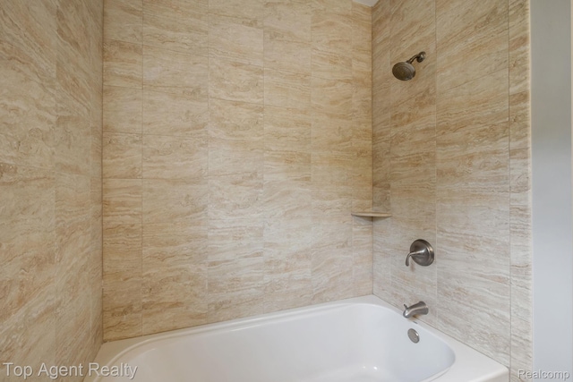 109 Willow Lake Dr, Oxford, MI 48371 - bathroom featuring  shower combination