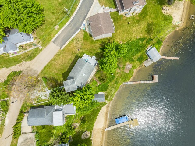 15657 Lakeview Dr, Buchanan, MI 49107 - aerial perspective of suburban area with a large body of water