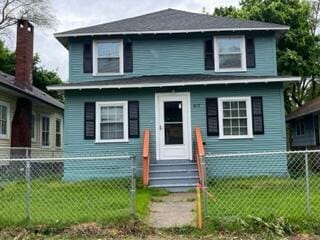 872 Mcalister Ave, Benton Harbor, MI 49022 - traditional style home featuring entry steps