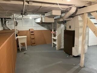872 Mcalister Ave, Benton Harbor, MI 49022 - view of unfinished basement