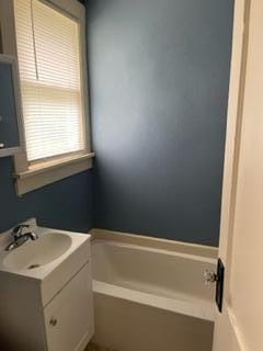 872 Mcalister Ave, Benton Harbor, MI 49022 - full bath with vanity and a bath