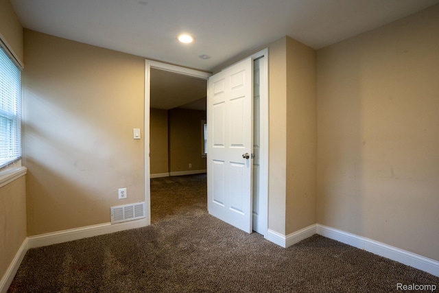 26640 Pattow St, Roseville, MI 48066 - spare room featuring carpet floors, baseboards, and recessed lighting