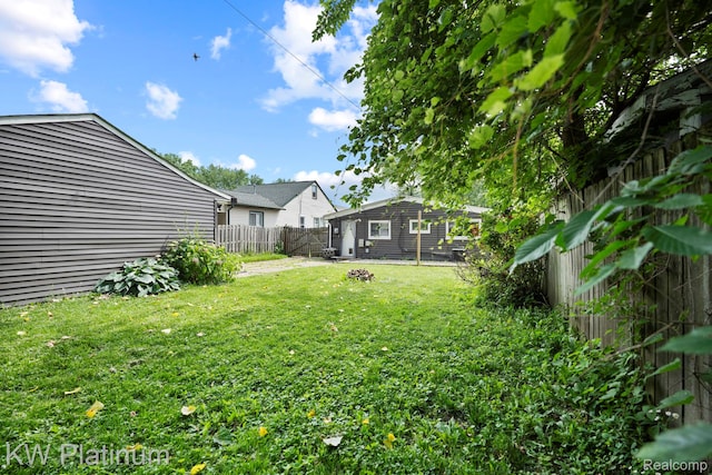 23377 Melville Ave, Hazel Park, MI 48030 - photo 24