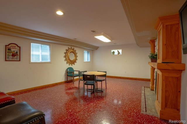 622 Sunningdale Dr, Grosse Pointe Woods, MI 48236 - dining space with baseboards and recessed lighting