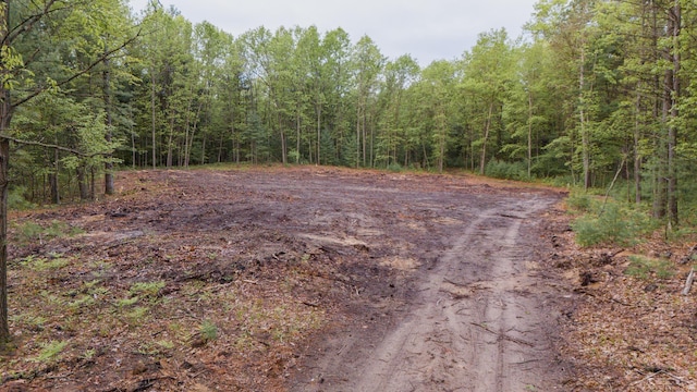 836 Beamish Rd, Midland, MI 48642