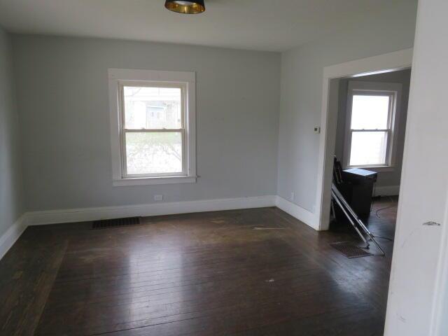 723 Capital Ave NE, Battle Creek, MI 49017 - photo 3