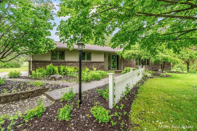 4700 M-79, Nashville, MI 49073 - ranch-style home featuring brick siding