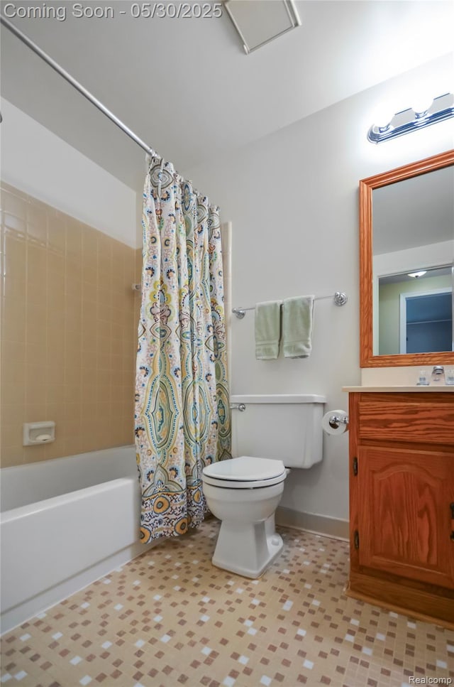 13936 Grove Park Dr, Sterling Heights, MI 48313 - full bath with toilet, shower / tub combo with curtain, vanity, and baseboards