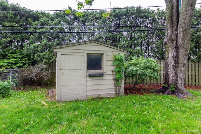 20550 Fairway Ln, Grosse Pointe Woods, MI 48236 - view of shed