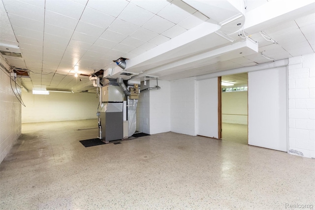 20550 Fairway Ln, Grosse Pointe Woods, MI 48236 - finished basement featuring concrete block wall and heating unit
