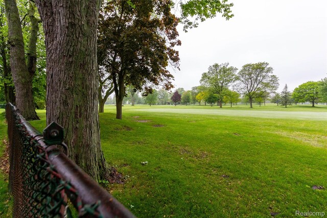20550 Fairway Ln, Grosse Pointe Woods, MI 48236 - view of property's community featuring a yard