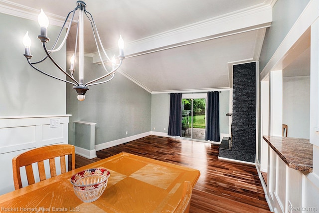 35825 Oakwood Ln, Westland, MI 48186 - dining space with wood finished floors, lofted ceiling, ornamental molding, a chandelier, and baseboards