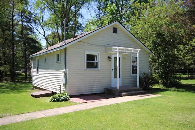 1772 E T Ave, Portage, MI 49002 - bungalow with a front yard