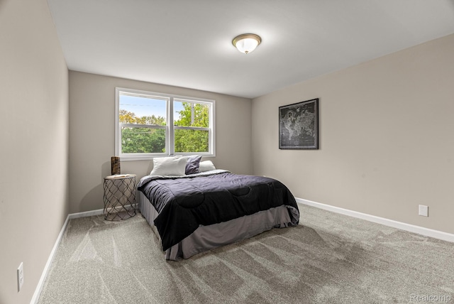 4766 Quarton Rd, Bloomfield, MI 48302 - carpeted bedroom with baseboards