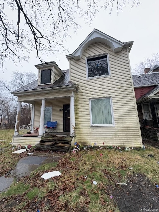 3677 Townsend St, Detroit, MI 48214 - view of front of house with covered porch