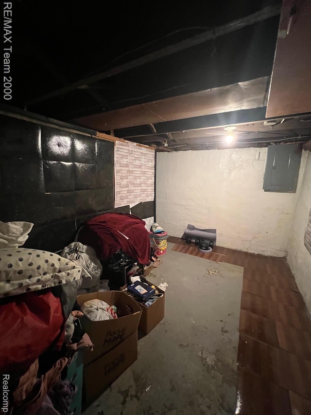 6101 Auburn St, Detroit, MI 48228 - unfinished basement featuring electric panel