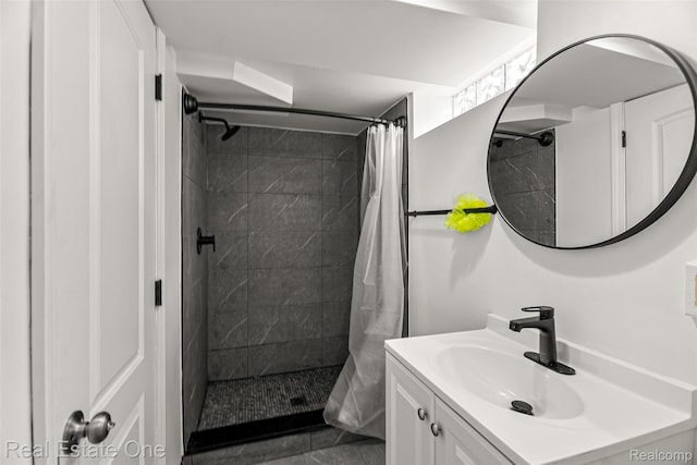 15237 Oceana Ave, Allen Park, MI 48101 - bathroom with vanity and a tile shower