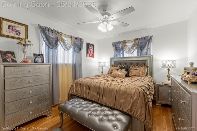 15210 Russell Ave, Allen Park, MI 48101 - bedroom with wood finished floors and a ceiling fan