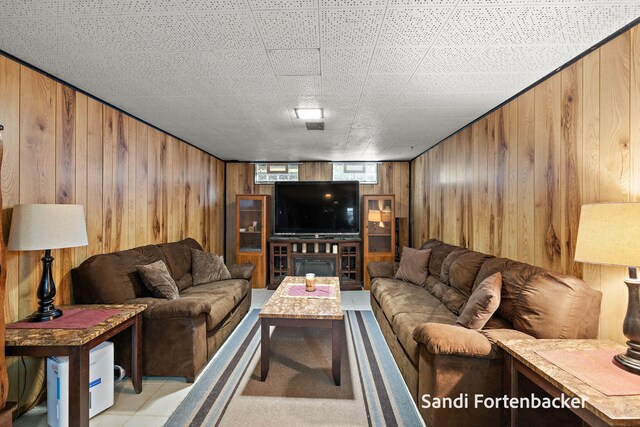 3454 Hiawatha Dr, Norton Shores, MI 49441